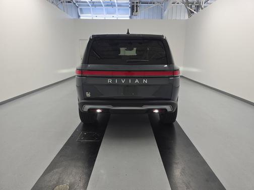 2022 Rivian R1S Launch Edition
