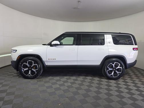 2022 Rivian R1S Launch Edition