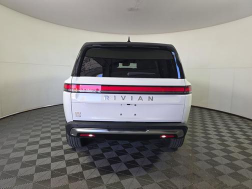 2022 Rivian R1S Launch Edition