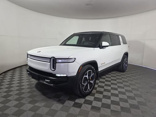 2022 Rivian R1S Launch Edition