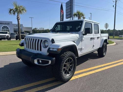 2021 Jeep Gladiator Overland