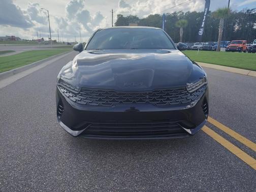 2022 Kia K5 EX