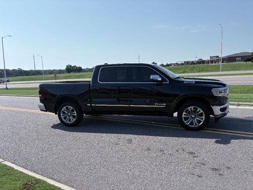 2024 RAM 1500 Limited