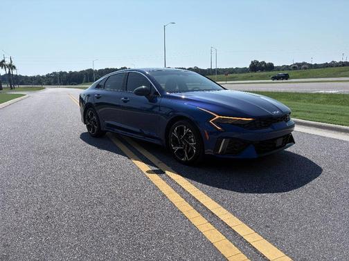 2025 Kia K5 GT-Line
