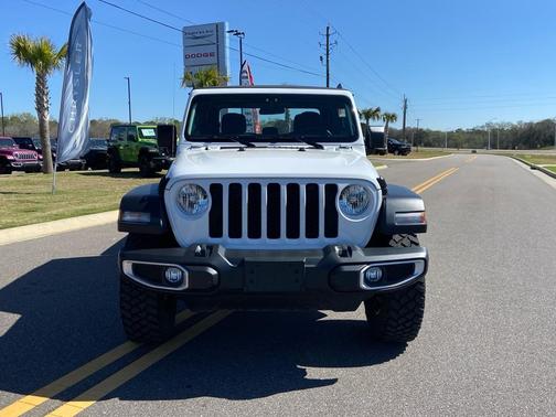 2023 Jeep Gladiator Sport