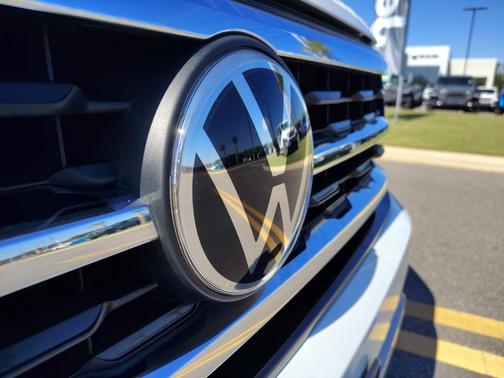 2021 Volkswagen Atlas 3.6L SE w/Technology