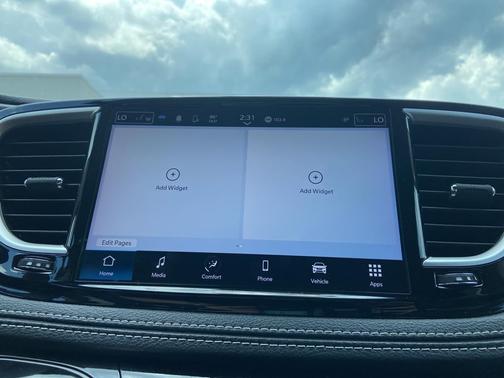 2024 Chrysler Pacifica Touring-L