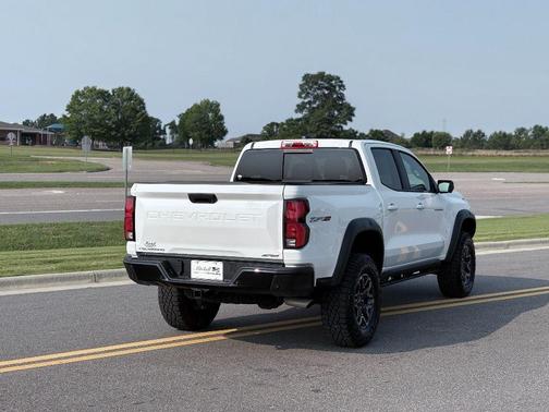 2024 Chevrolet Colorado ZR2