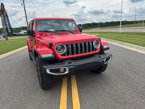 2024 Jeep Wrangler Sahara