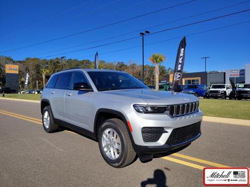 2025 Jeep Grand Cherokee Laredo X