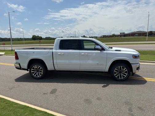 2025 RAM 1500 Limited