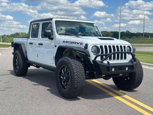 2020 Jeep Gladiator Mojave