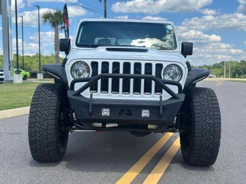 2020 Jeep Gladiator Mojave