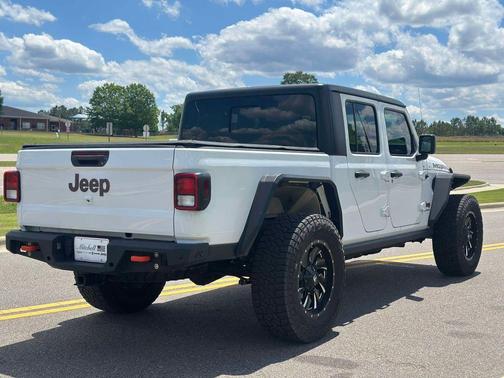 2020 Jeep Gladiator Mojave