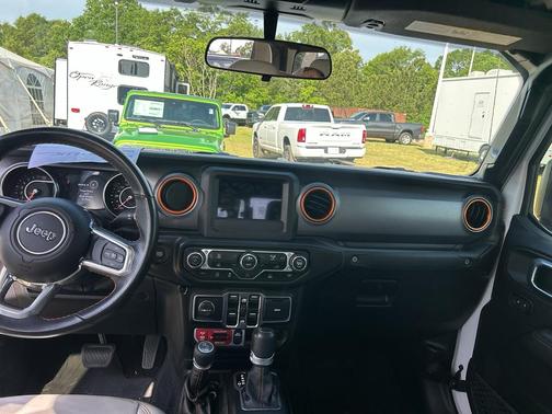 2020 Jeep Gladiator Mojave