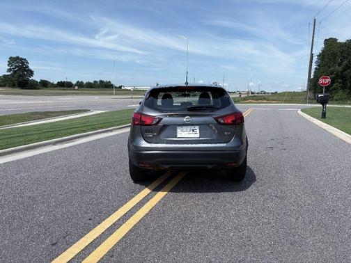 2017 Nissan Rogue Sport SV