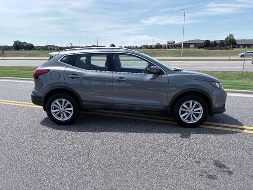 2017 Nissan Rogue Sport SV