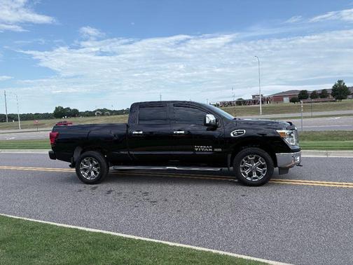 2019 Nissan Titan XD SL