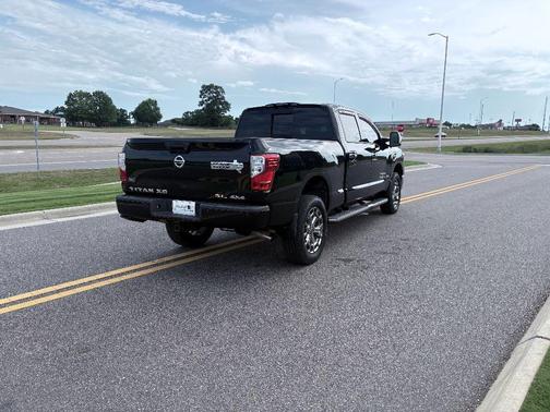 2019 Nissan Titan XD SL