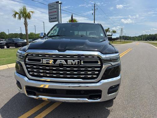 2025 RAM 1500 Limited