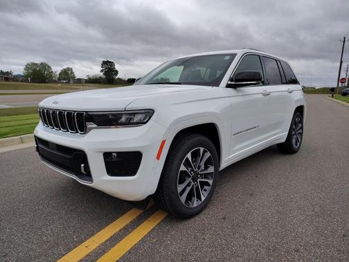 2025 Jeep Grand Cherokee Overland