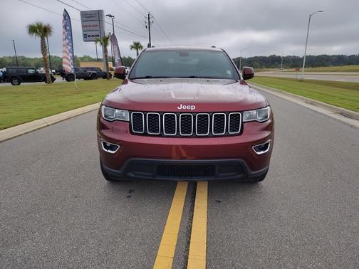 2019 Jeep Grand Cherokee Laredo E