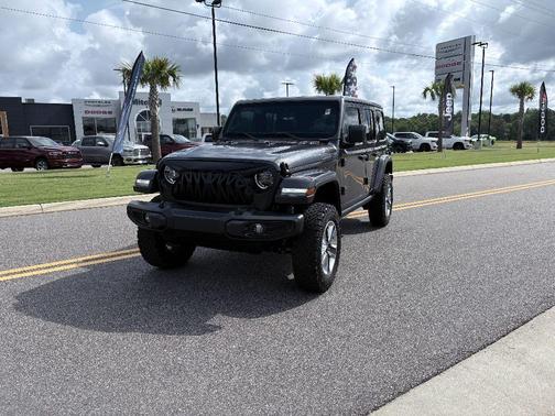 2021 Jeep Wrangler Unlimited Sahara Altitude