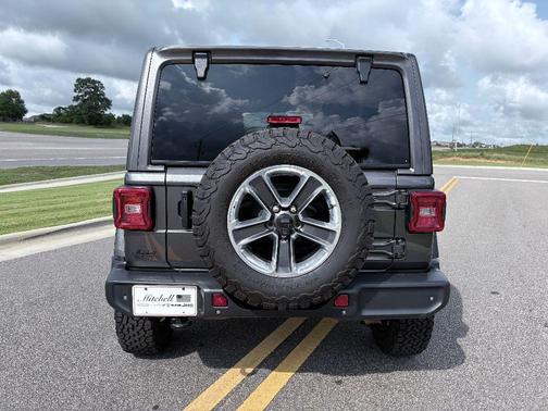 2021 Jeep Wrangler Unlimited Sahara Altitude