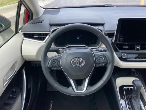 2024 Toyota Corolla Hybrid XLE