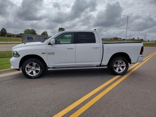 2017 RAM 1500 Sport