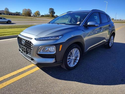 2020 Hyundai KONA SEL