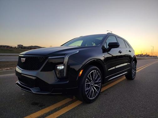 2025 Cadillac XT4 Sport