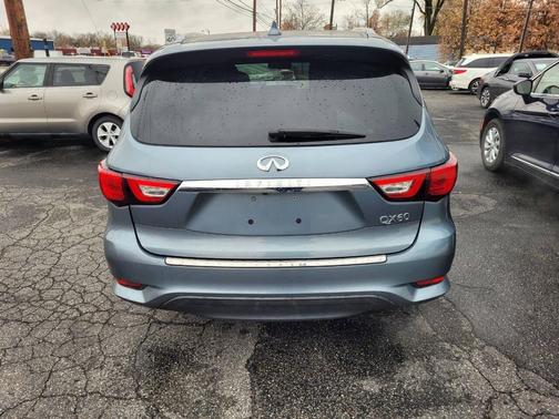2016 INFINITI QX60 Base