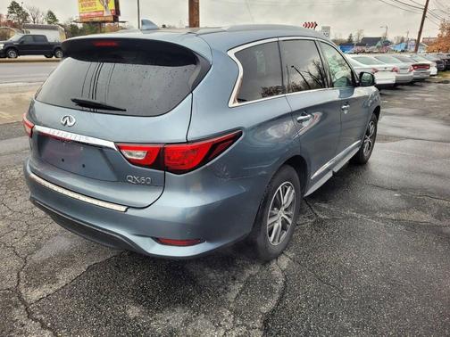2016 INFINITI QX60 Base