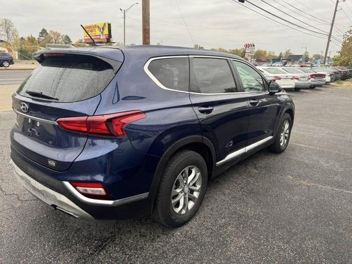 2019 Hyundai SANTA FE SE 2.4