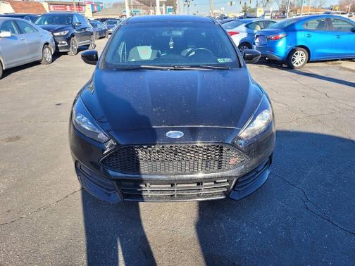 2018 Ford Focus ST 