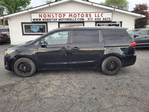 Aurora Black Pearl 2016 Kia Sedona LX
