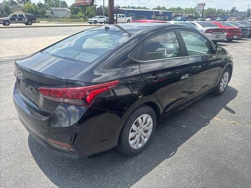 2019 Hyundai Accent SE