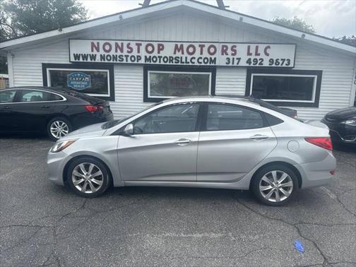 2013 Hyundai Accent SE