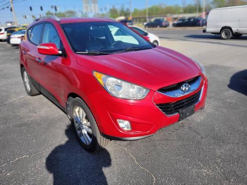 Garnet Red 2013 Hyundai TUCSON Limited