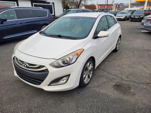 2013 Hyundai Elantra GT Base