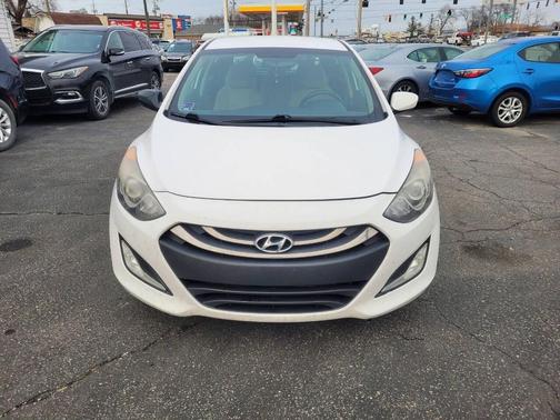 2013 Hyundai Elantra GT Base