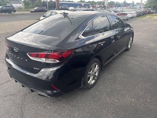 2019 Hyundai SONATA Sport