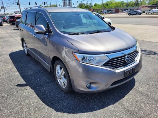 Gray 2012 Nissan Quest SL