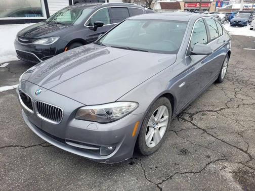 2011 BMW 528 528i 4dr Sedan