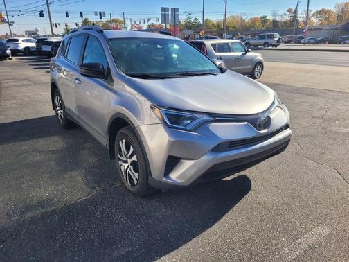 2017 Toyota RAV4 LE