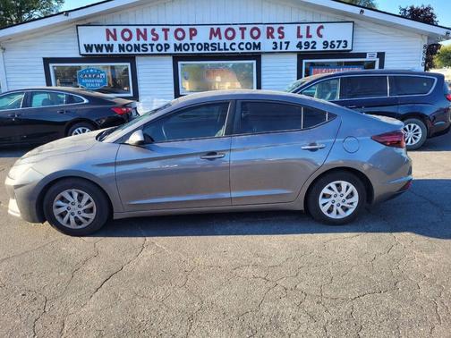 2020 Hyundai ELANTRA SE