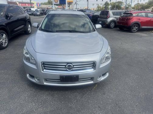 2014 Nissan Maxima SV