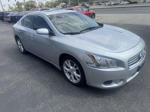 2014 Nissan Maxima SV