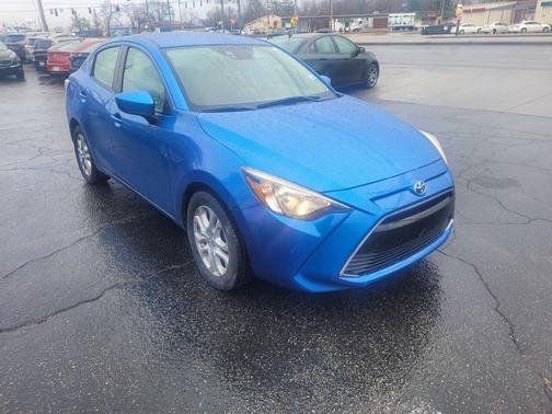 2017 Toyota Yaris iA Base